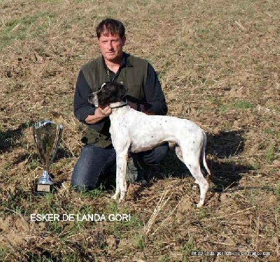 de landa gori - ESKER DE LANDA GORI trialer de printemps !!